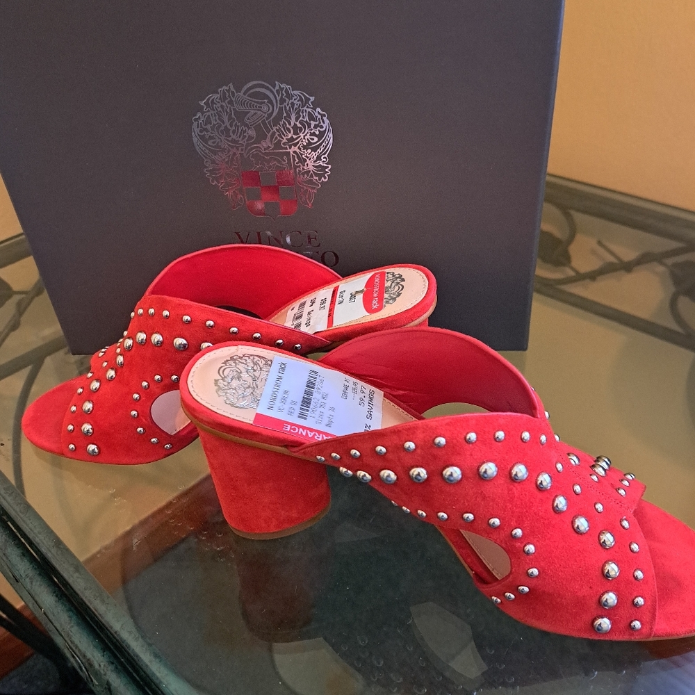 Vince Camuto